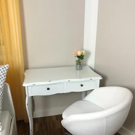 Ariana Apartment